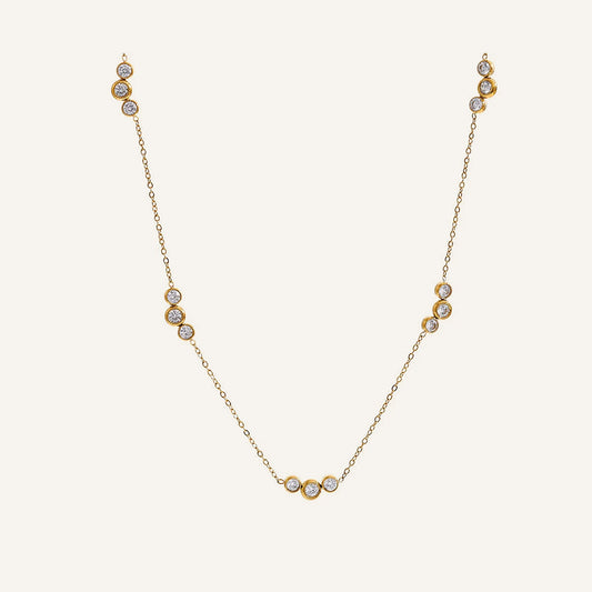 Delicate necklace with cubic zirconia stones in gold tone – Charmhabit