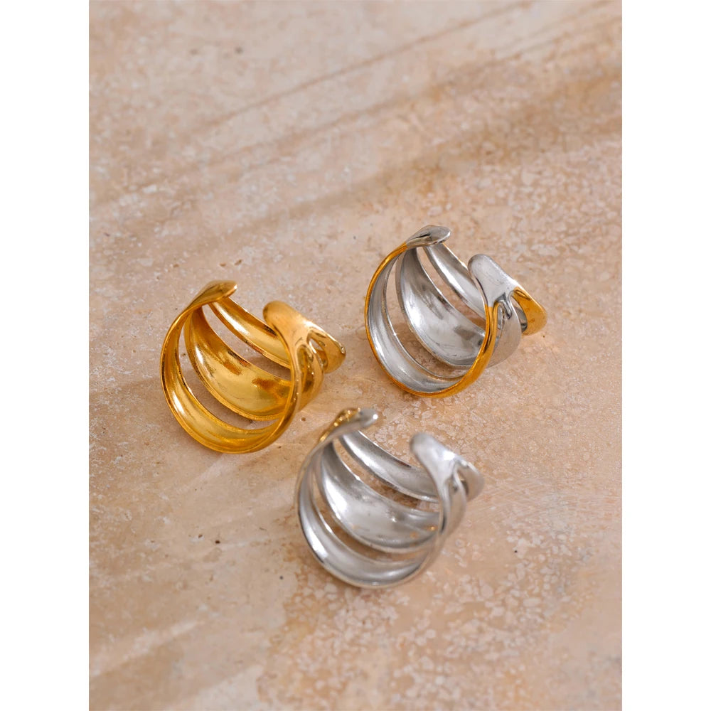 Layered dome ring, styled shot – Charmhabit