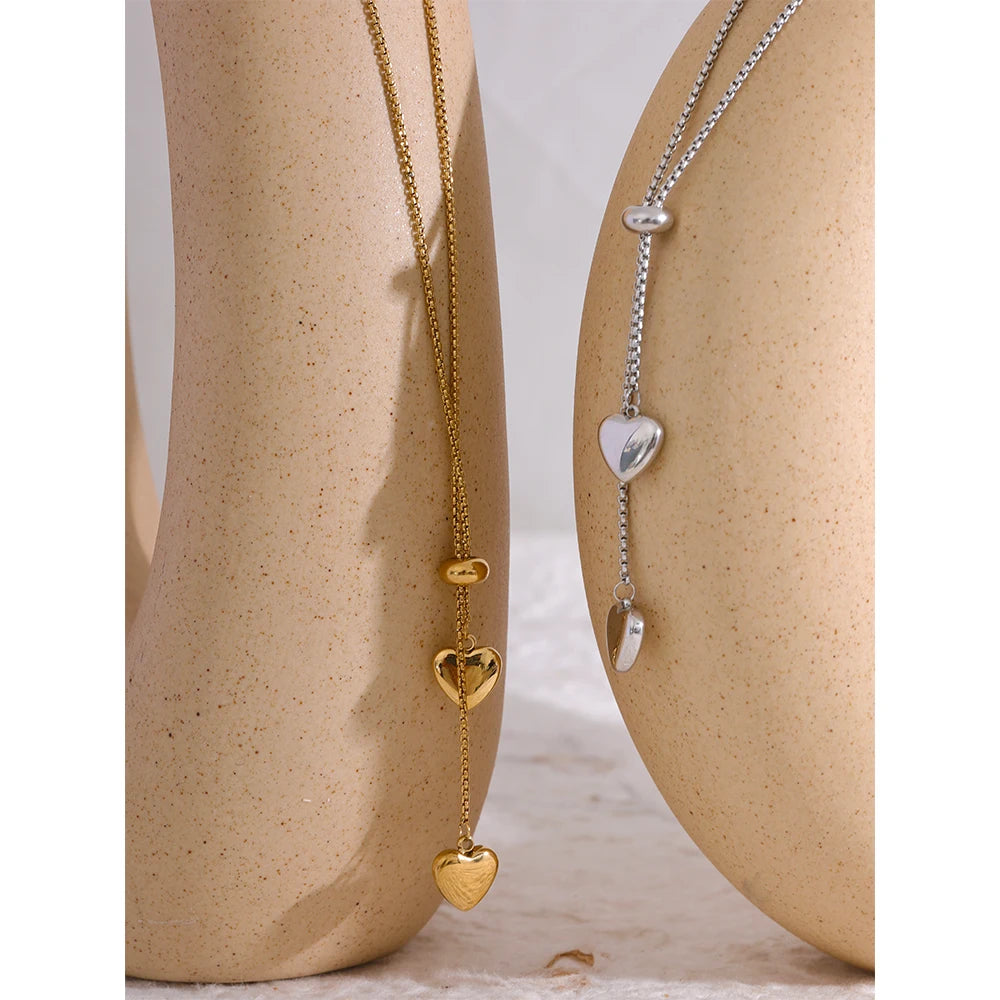 Adjustable necklace with hearts, styled shot – Charmhabit
