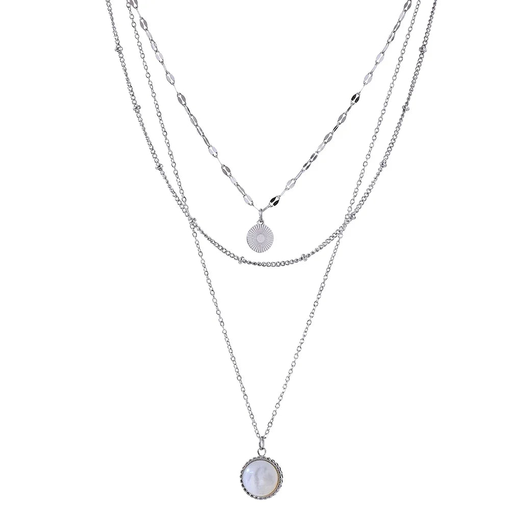 Triple-layer necklace with round pendant, silver – Charmhabit