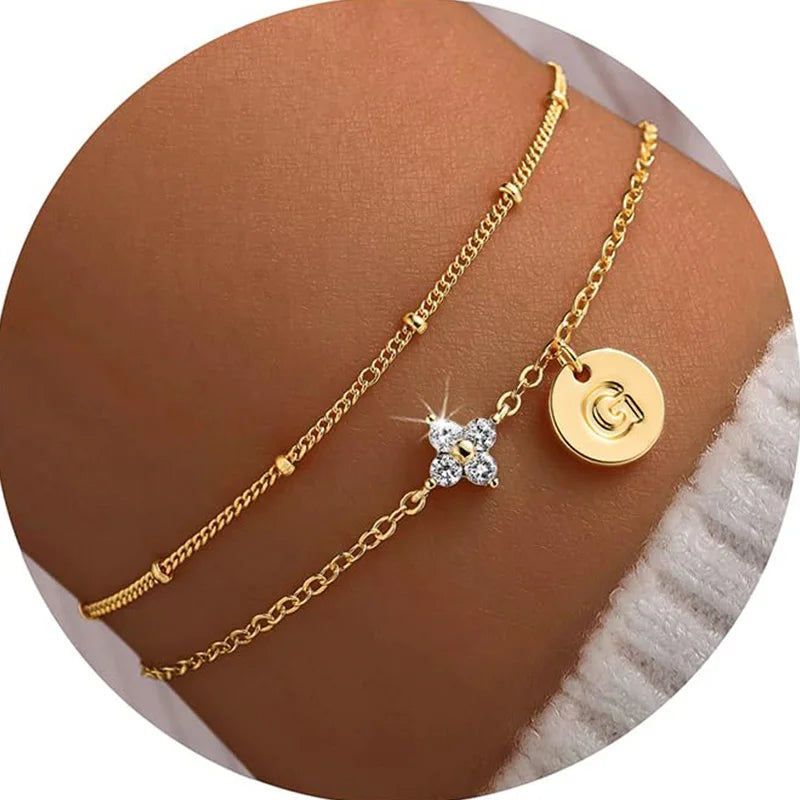 Klaverarmband met letter G