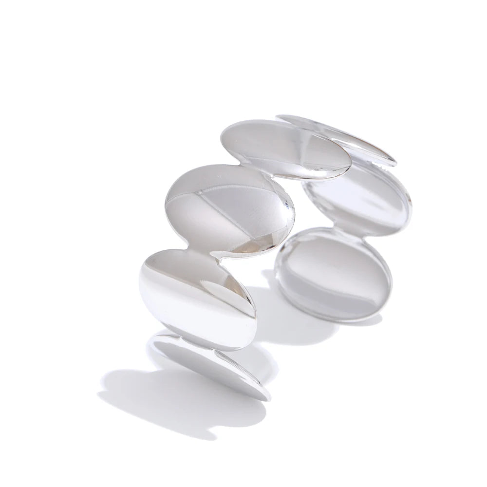 Smooth wide cuff bracelet, silver – Charmhabit