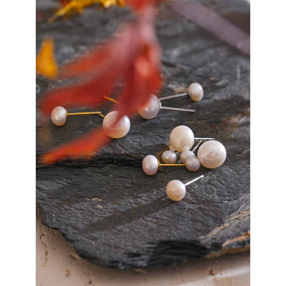 Clous d'oreilles en perles, photo d'ambiance sur pierre – Charmhabit