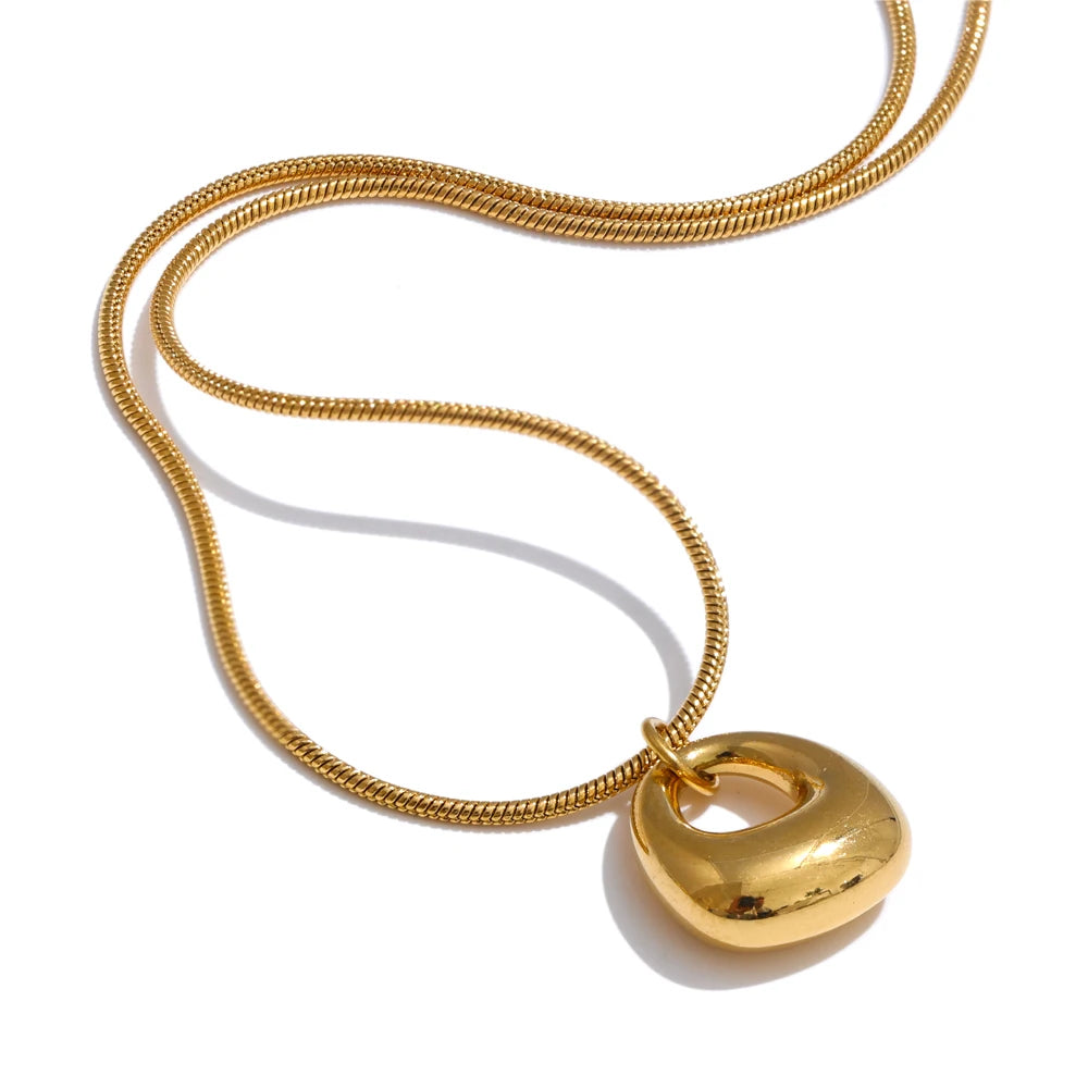 Schlangenkette mit offenem Anhänger, Gold – Charmhabit