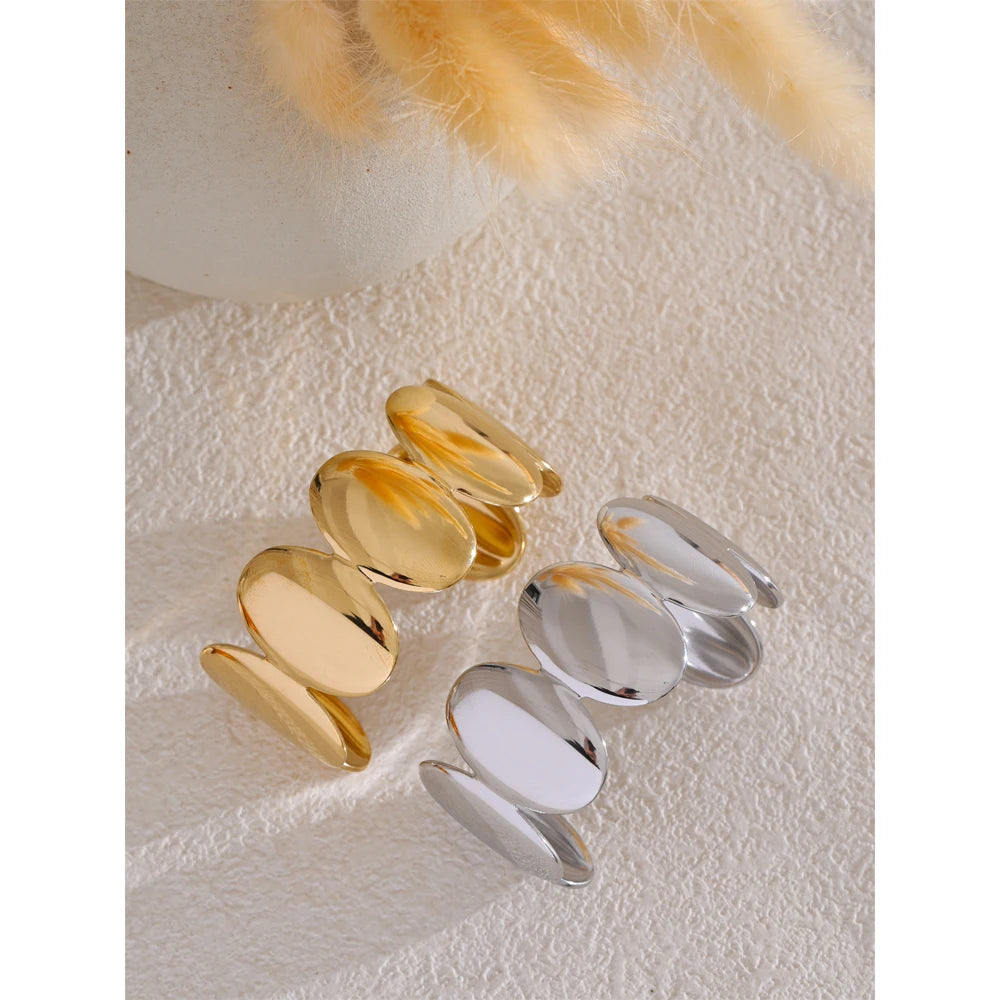 Smooth wide cuff bracelet, styled shot – Charmhabit