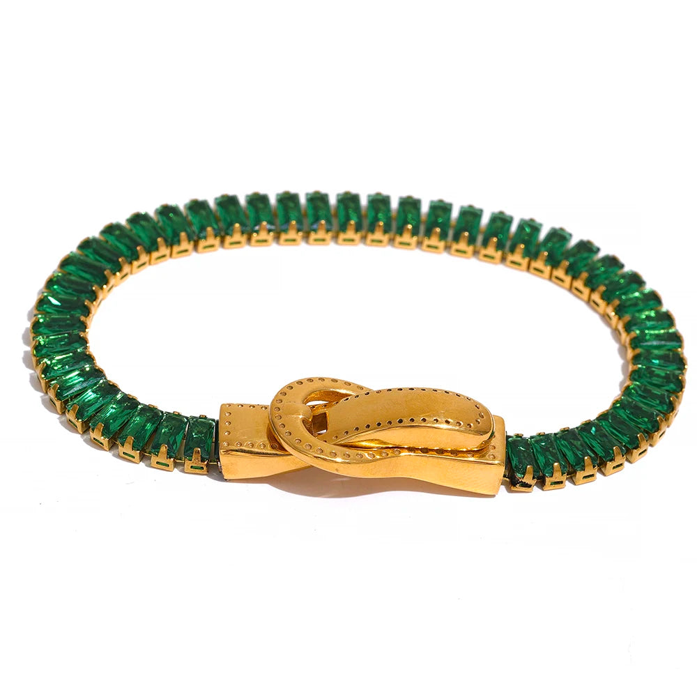 Bracelet with coloured cubic zirconia and knot clasp, green – Charmhabit