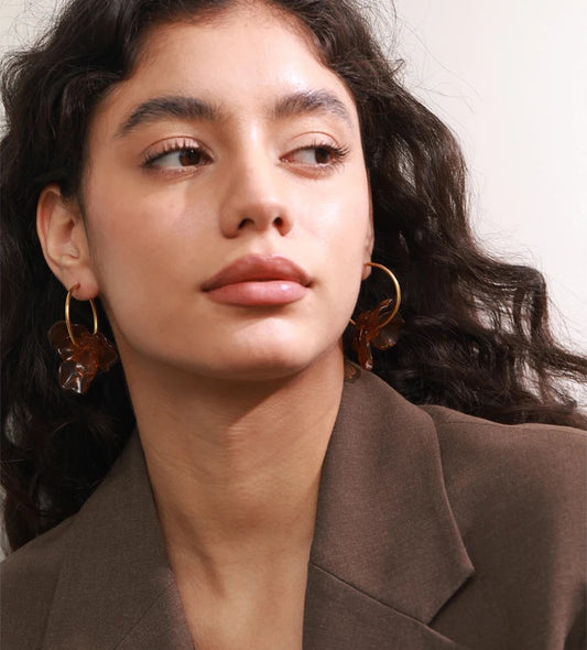 Resin flower hoop earrings, worn – Charmhabit