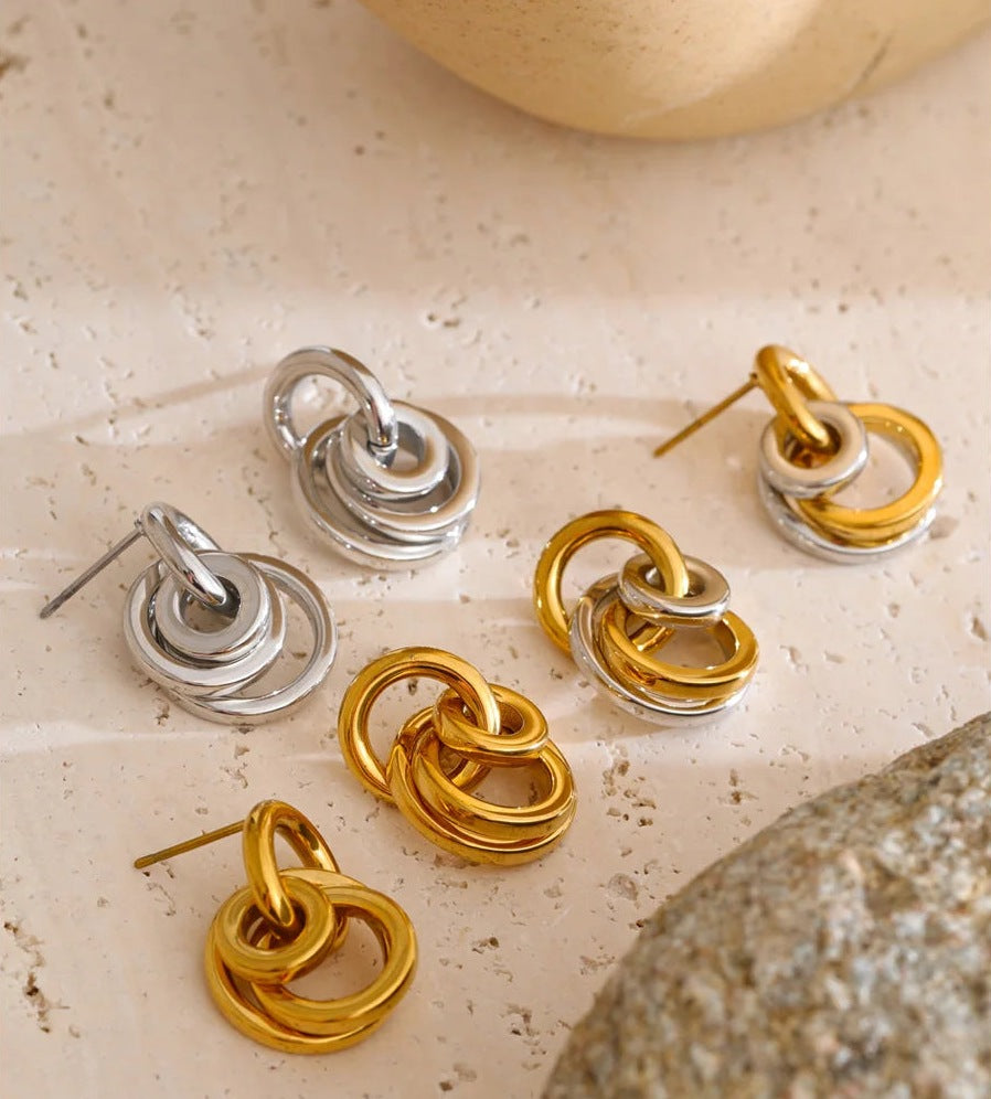 Interlaced circle stud earrings, styled shot – Charmhabit
