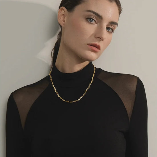 gedraaide-ketting-met-bolletjes