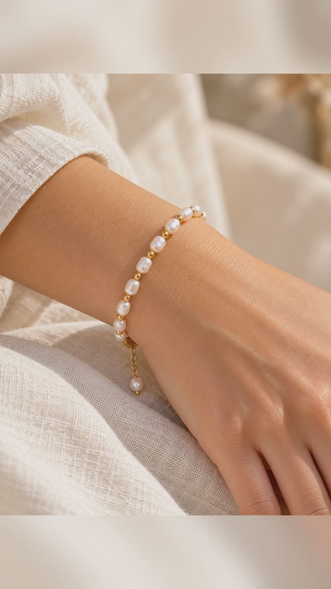 armband-met-parels-en-bolletjes