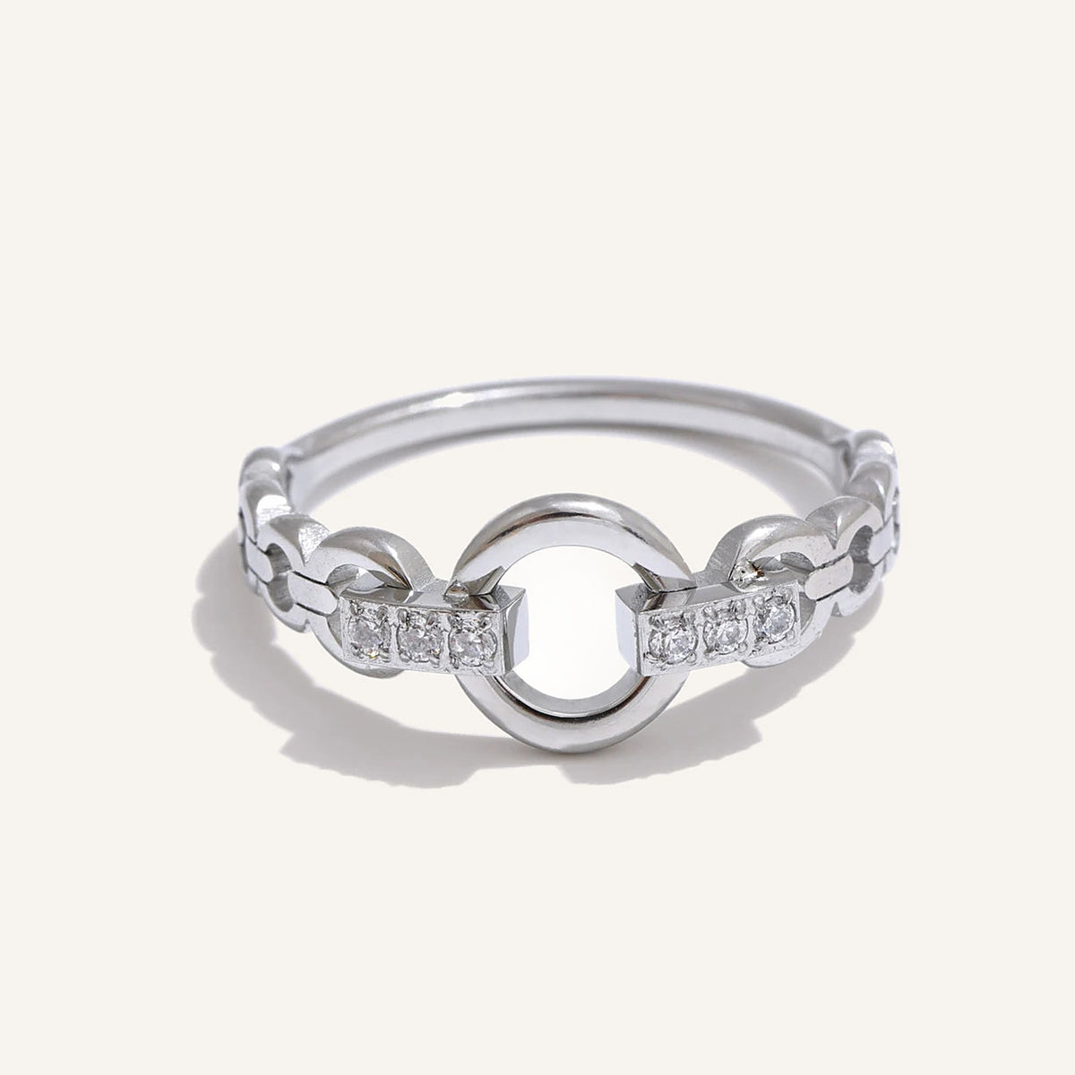 Chain-style ring with a circle and cubic zirconia, silver tone, on a light background – Charmhabit