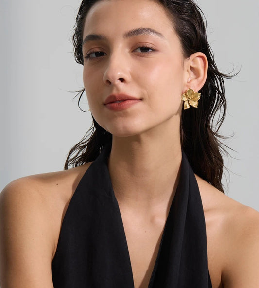 Statement flower stud earrings, gold tone, worn – Charmhabit