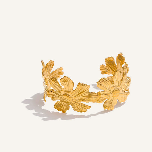 Adjustable floral cuff, gold tone – Charmhabit