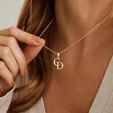 Hanger met twee initialen